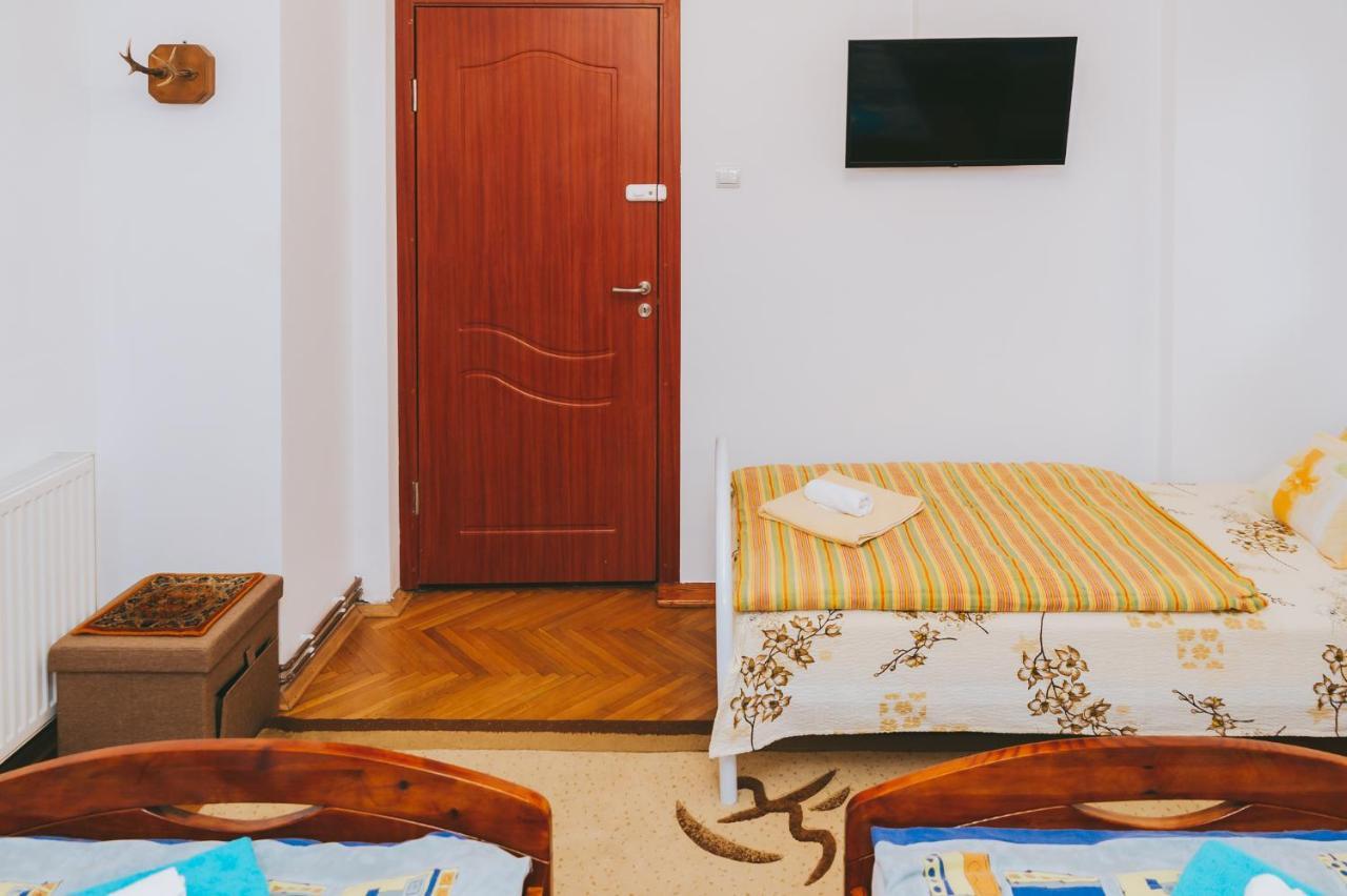 Hotel Casa Vinco Vici à Turda Extérieur photo