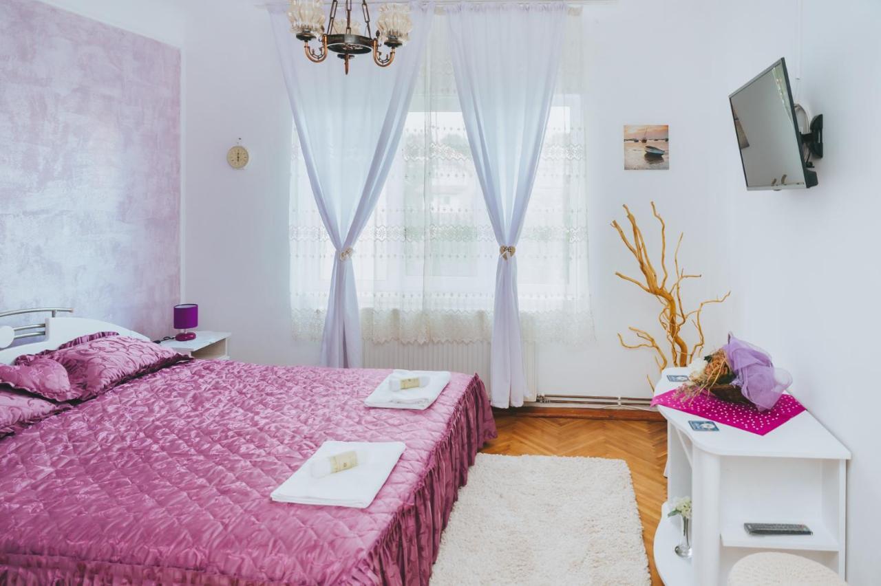 Hotel Casa Vinco Vici à Turda Extérieur photo