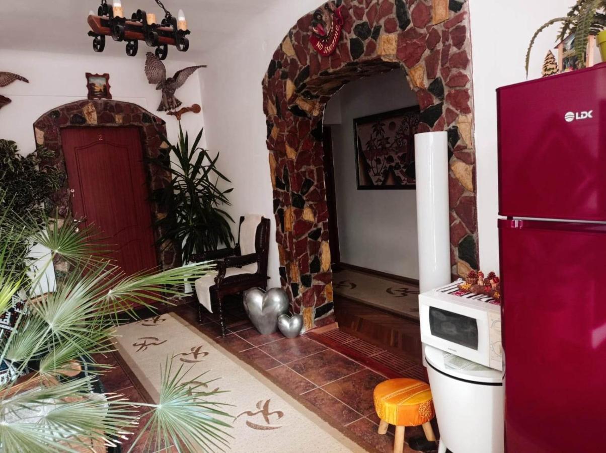Hotel Casa Vinco Vici à Turda Extérieur photo