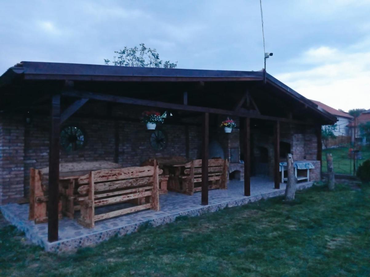 Hotel Casa Vinco Vici à Turda Extérieur photo